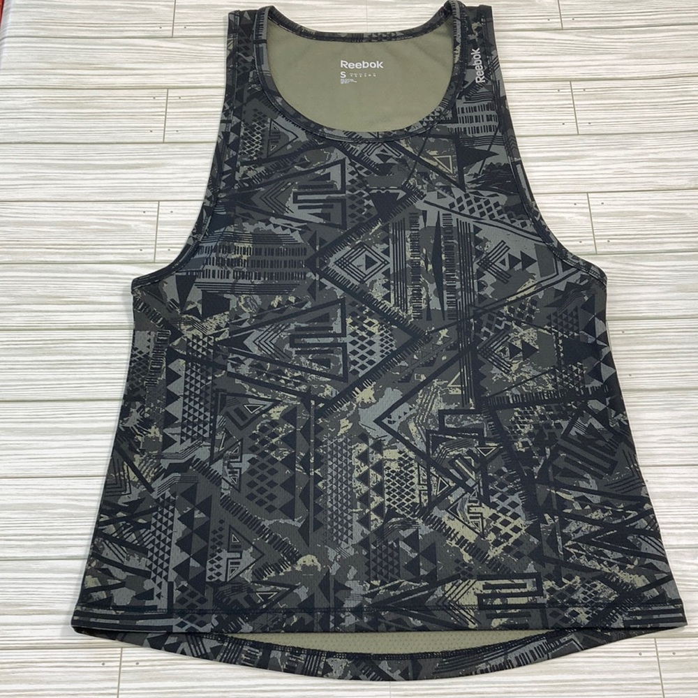 Reebok woman’s muscle tank